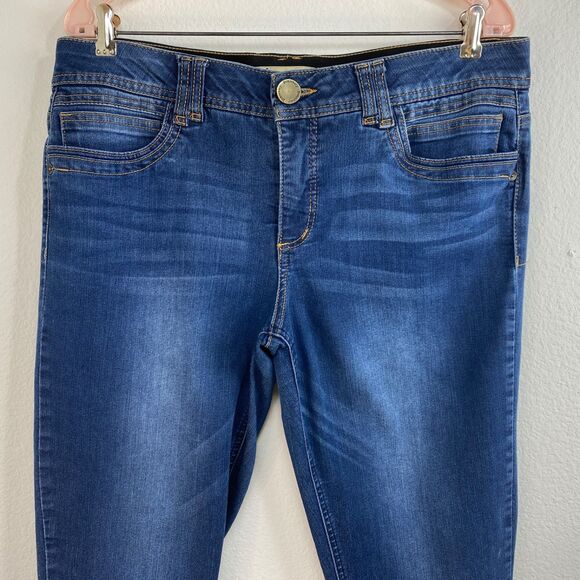 Womans Democracy Jeans 14 AB Tecnology Waist 36" Inseam 27.5" No Roll Waist - Picture 2 of 16
